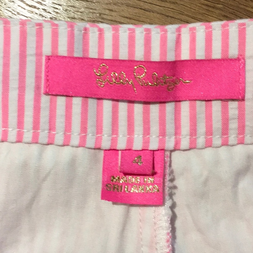 LILLY PULITZER “KELLY PINK” PINSTRIPE SHORTS GOLD HARDWARE - Picture 4 of 10